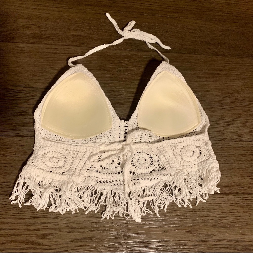 White Fringe Hem Open Back Halter Crochet Top - Picture 3 of 6